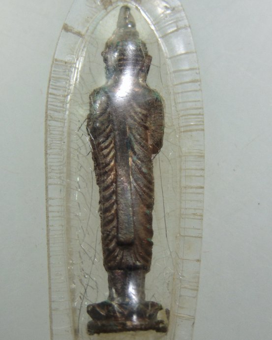 รูปหล่อพระประจำวันอาทิตย์ (ปางถวายเนตร)