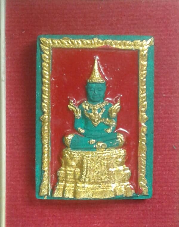 พระแก้วมรกต วัดนอกปากทะเล เพชรบุรี + กล่อง เคาะเดียวครับ