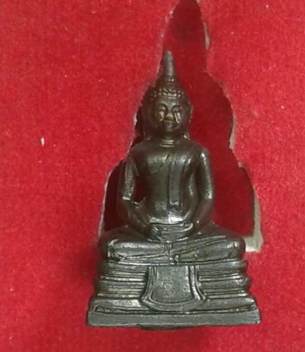 พระกริ่งรูปเหมือน หลวงพ่อโสธร วัดโสธรวรารามวรวิหาร + กล่อง เคาะเดียวครับ