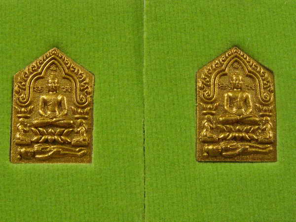  2องค์ ขุนแผน ลพ.สิน รุ่นเพรชน้ำเอก พิมพ์เล็ก