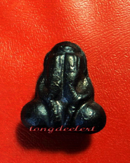 พระปิดตาเนื้อเมฆพัตร หลวงพ่อนารถ วัดศรีโลหะราษฎร์บำรุง จ.กาญจนบุรี สวยมากค่ะ