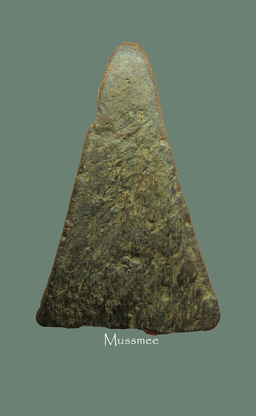 พระผงว่านจำปาสัก (พิมพ์มารวิชัย) ของดีที่คนยุคเก่าเชื่อถือในพุทธคุณครับ ### เคาะเดียว ###