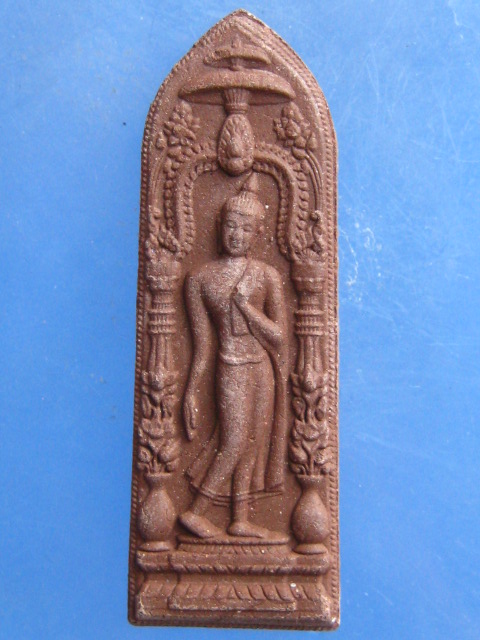 พระลีลากำแพงนิ้ว หลวงปู่นาม วัดน้อยชมภู่ สุพรรณบุรี ปี2555