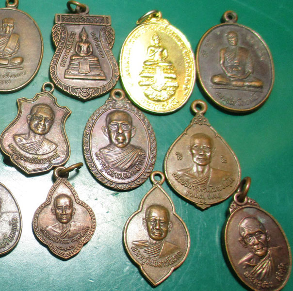เหมาๆ สายภาคตะวันออก (องค์ละ 5 บาท) - ปิดแล้วโอนได้เลย ไม่ต้องสะสม