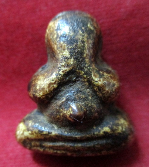 พระปิดตา 2 หน้า พิมพ์สะดือจุ่น หลวงพ่อทองสุข วัดสะพานสูง ปี 2495 (ยุคต้น)