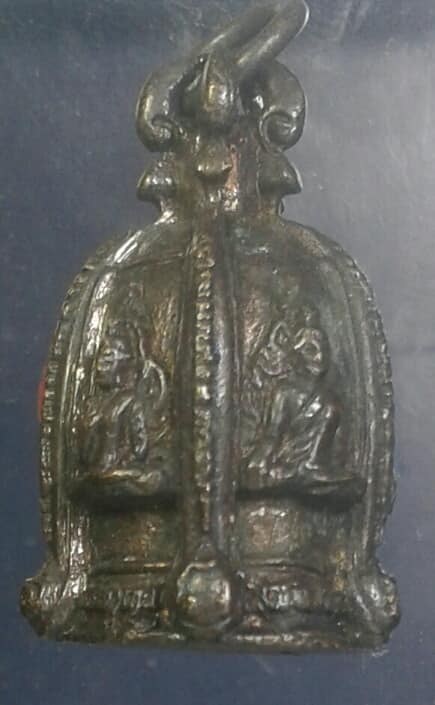 หล่ออุดกริ่ง พิมพ์ระฆัง ไม่ทราบวัด    เคาะเดียวครับ