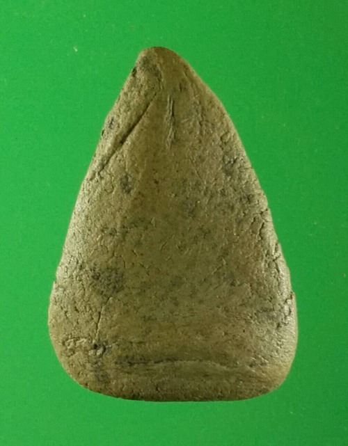 พระนางพญาซุ้มหยัก กรุเขาพระศรี สุโขทัย