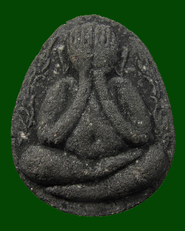 พระปิดตากนกข้าง หลวงปู่โต๊ะ เนื้อผงใบลาน วัดถ้ำสิงโตทอง จ.ราชบุรี ปี 2535