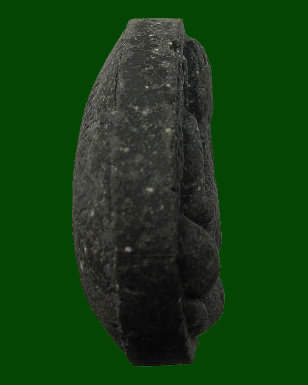 พระปิดตากนกข้าง หลวงปู่โต๊ะ เนื้อผงใบลาน วัดถ้ำสิงโตทอง จ.ราชบุรี ปี 2535