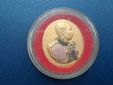 เหรียญ ร.5 หลังพระพุทธชินราช เนื้อสองกษัตร ในตลับใส