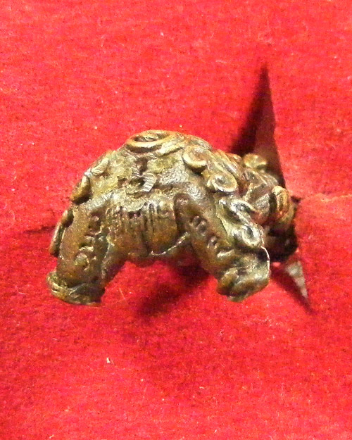 พระปิดตา เนื้อโลหะ ไม่ทราบเกจิ บรรบายตามภาพ