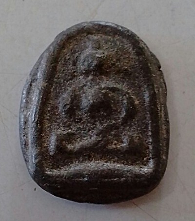 พระกรุวัดหนองกระทุ่ม อุทัยธานี