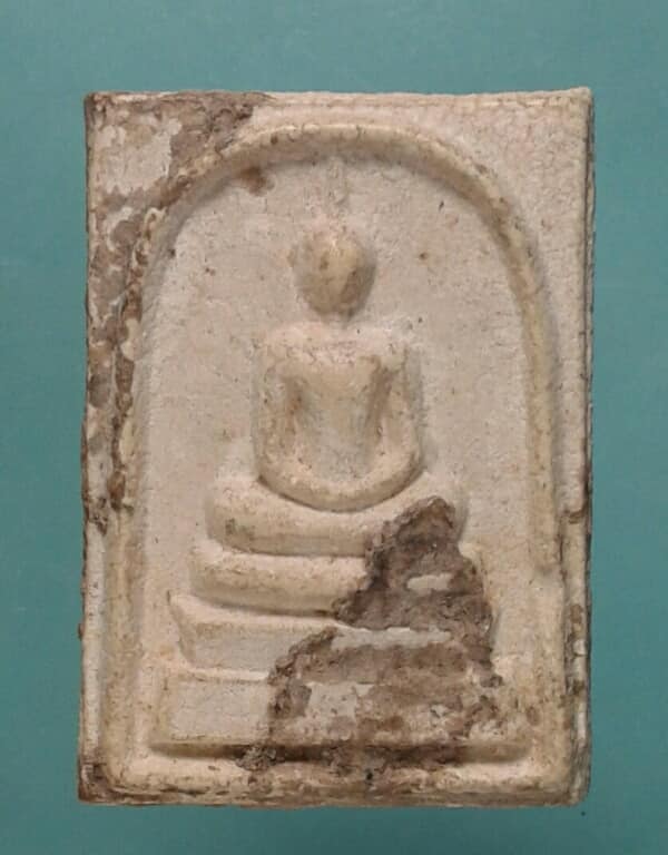 พระสมเด็จ วัดเทพพิทักษ์ สุพรรณบุรี  เคาะเดียวแดงครับ