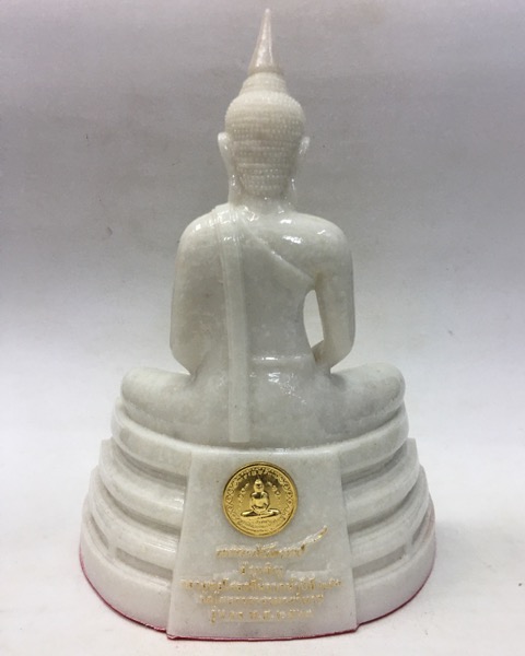 หลวงพ่อโสธร รุ่น10 อัญเชิญขึ้นจากน้ำปีที่ 250 ขนาดบูชา สูง9.5นิ้ว เนื้อหินขาวผสม พร้อมกล่องเดิม