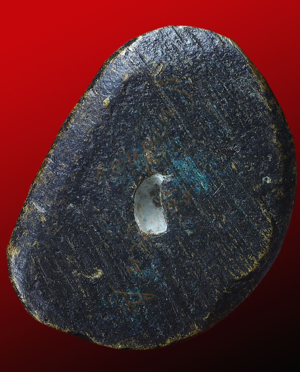 หลวงพ่อเงิน วัดบางคลาน จังหวัด พิจิตร รุ่นปืนแตก พิมพ์นิยมเศียรโต ปี ๒๕๒๘