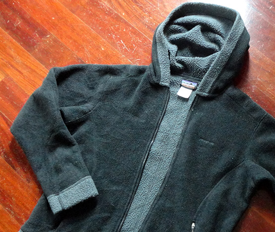 แจกเกด patagonia SYNCHILLA สีดำ มีฮูด ด้านในสีเทาแบบฟู เบอร์ L สตรี ออฟฟิศหรือไปขึ้นดอยและเที่ยวนอก