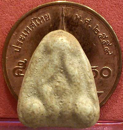 *พิมพ์ปิดตาจิ๋ว เนื้อผงอินโดจีน ปี๒๔๘๕  ลพ.สุพจน์ วัดสุทัศน์ฯ*