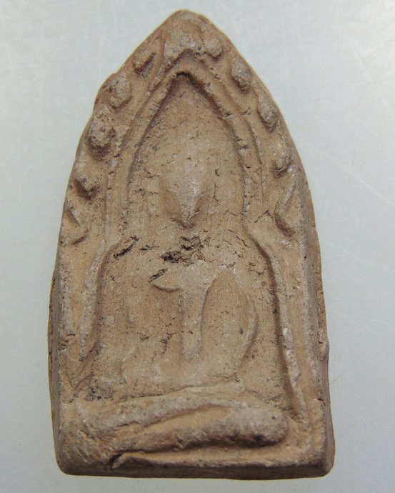 พระขุนแผนเนื้อดิน