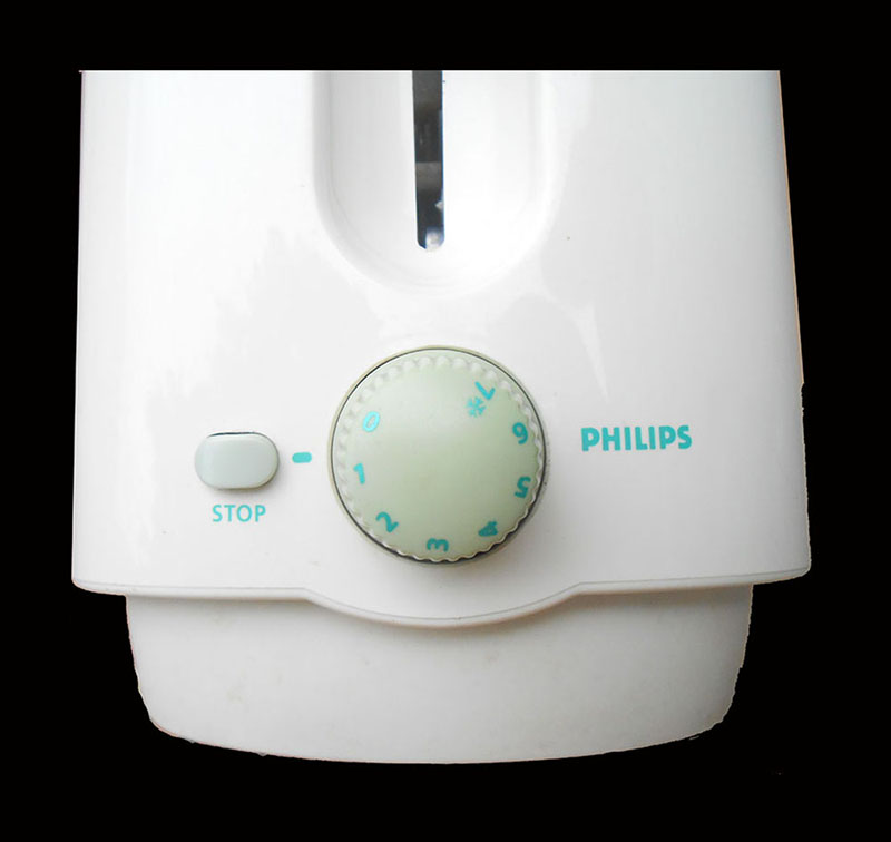 เครื่องปิ้งขนมปัง Philips 2 ช่อง  วัดใจ 150.-