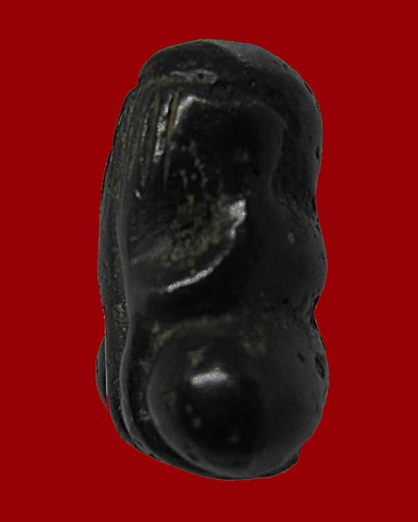 พระปิดตาหลวงพ่อชม วัดสิงห์ จ.เพชรบุรี เนื้อเมฆพัตร มีจาร