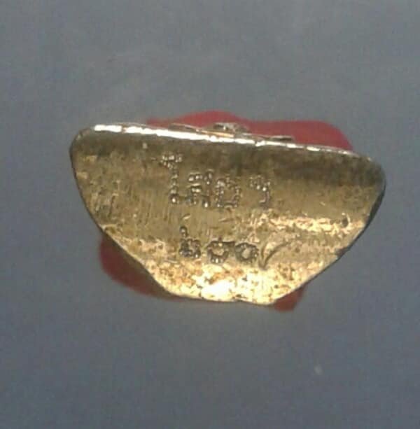 รูปหล่อหลวงพ่อโสธร ยิงโค้ต   เคาะเดียวครับ 