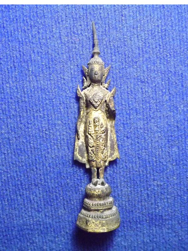 พระบูชารัตนะ ปางยืนประทานพร(ประจำวันจันทร์  เก่าอายุ200ปี