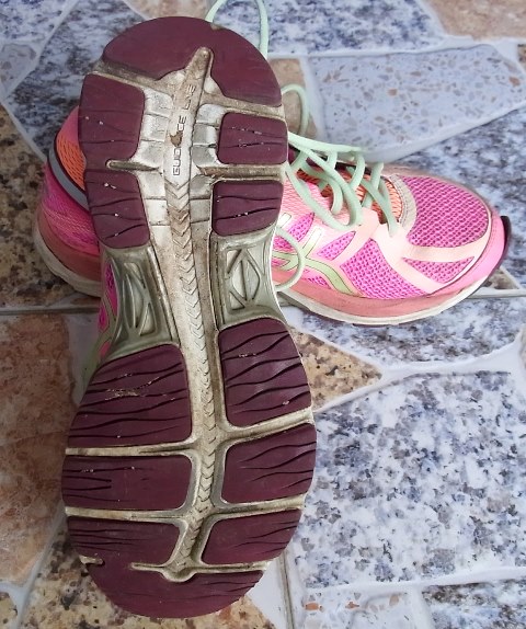 รองเท้า Asics Running Women ของแท้ สภาพดี