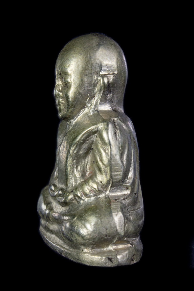 หลวงพ่อเงินปี2515วัดมูลเหล็กเนื้ออัลปาก้า สวยเดิมโค๊ตชัดกริ่งดัง