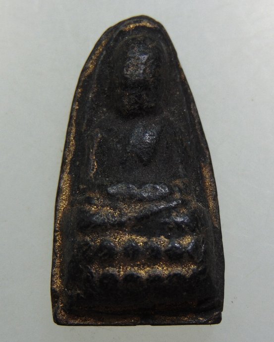 หลวงปู่ทวดเนื้อดินเผา วัดช้างให้ ปี 2513 (ผสมผงว่านหลวงปู่ทวด ปี2497) สร้างโดยพระครูใบฎีกาขาว