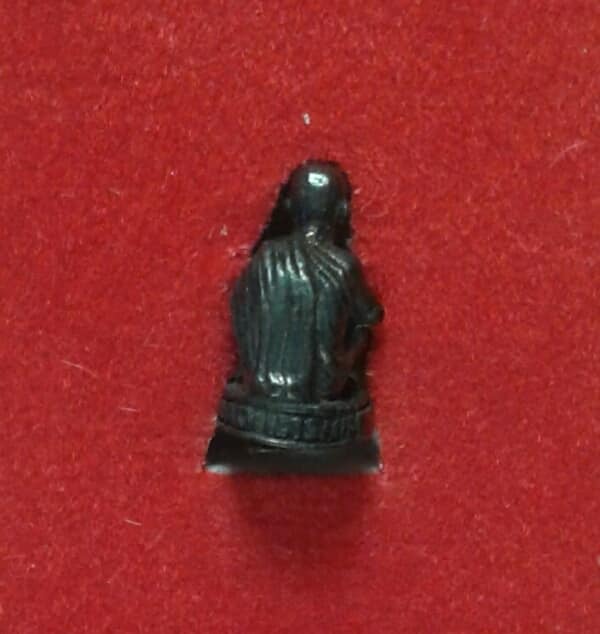 รูปหล่อหลวงพ่อคูณองค์เล็ก คูณเศรษฐี +กล่อง   เคาะเดียวครับ