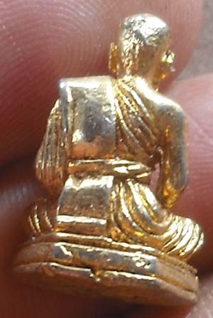 หลวงพ่อสด จนฺทสโร (พระมงคลเทพมุนี) กะไหล่ทองเต็ม สวยมากครับ  