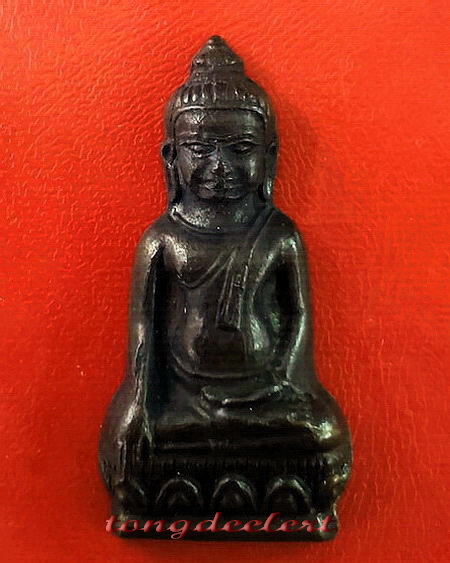 พระหูยาน ปืนแตก จ.ป.ร. รุ่น 100 ปี วัดราชบพิธ ปี 2513 สวยมากค่ะ