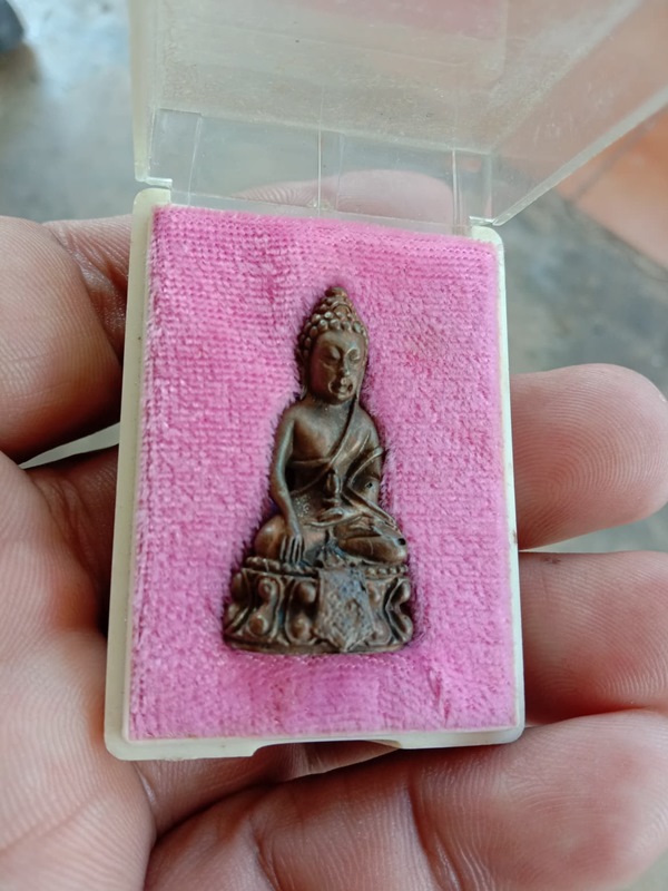 พระกริ่งใหญ่ นครสวรรค์
