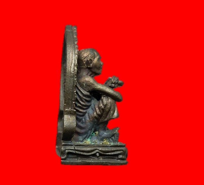 รูปเหมือนหลวงพ่อคูณ ปริสุทโธ  เสาร์ห้าคูณพันล้าน 2537 สวยๆพร้อมกล่องเดิม