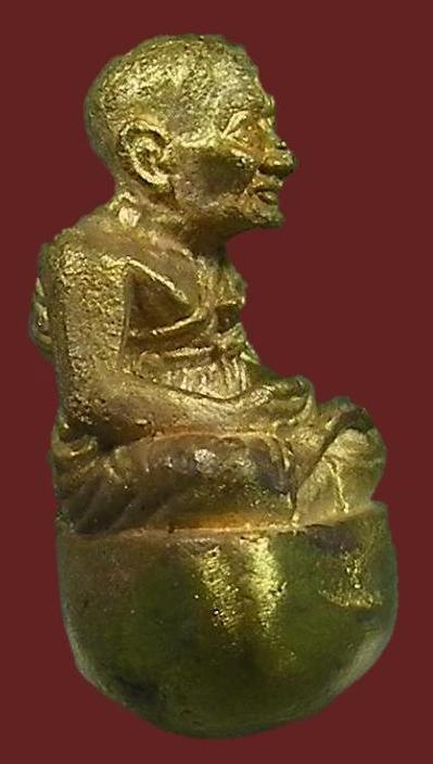 รูปเหมือนหลวงปู่ทวด หล่อเบ้าทุบรุ่นแรก สมเด็จ ญสส วัดบวรฯสามโค้ด พร้อมกล่องเดิมๆ