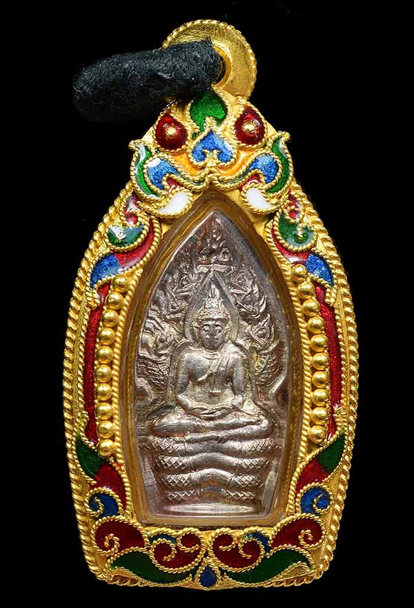 พระนาคปรกใบมะขามหลวงปู่หมุน วัดบ้านจาน เนื้อเงิน พิมพ์ตาเม็ด (นาคพ่นน้ำ