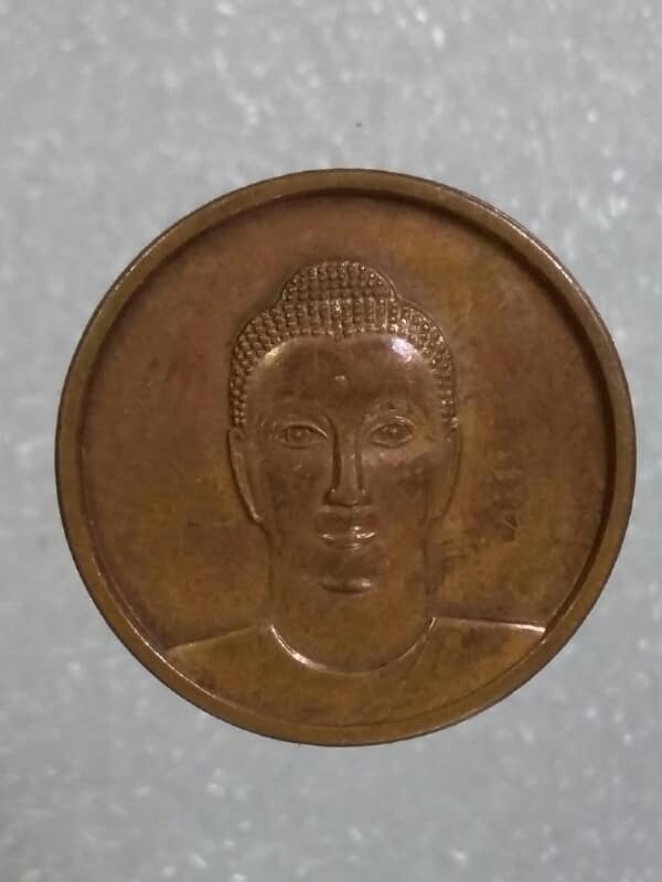 เหรียญพระพุทธ วัดพระธรรมกาย ปี๕๓  เคาะเดียวครับ 