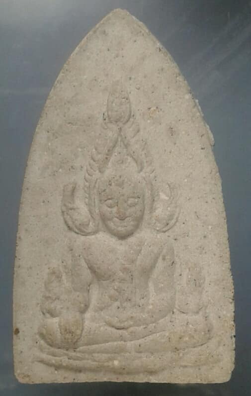 พระผงหลวงพ่อฤาษีลิงดำ พระพุทธชินราช ยุคหลัง       เคาะเดียวครับ