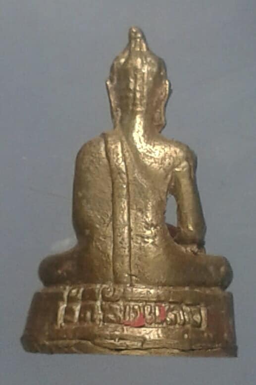 รูปหล่อ พระพุทธหลวงพ่อศรีแสง วัดขุนตาลด  สุโขทัย       เคาะเดียวครับ