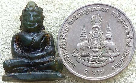 *พระหยก หลวงพ่อวิริยังค์ วัดธรรมมงคล กทม. ปี๒๕๓๖*
