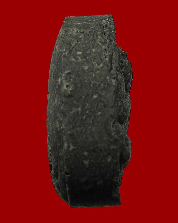 พระปิดตาทรงไก่ รุ่น 2 หลวงพ่อวิเวียร วัดดวงแข กทม.เนื้อผงใบลาน