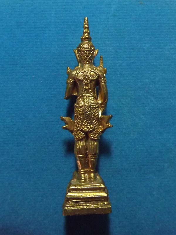 รูปหล่อพระสยามเทวาธิราช ศาลหลักเมืองกรุงเทพ ปลุกเสก วัดพระแก้ว ปี2525