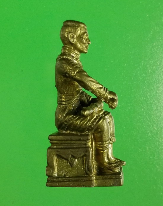 รูปหล่อลอยองค์สมเด็จพระนเรศวรฯ เนื้อสำริด พิธีเปิดพระบรมราชาอนุสาวรีย์สมเด็จพระนเรศวรมหาราช ปี 2536 