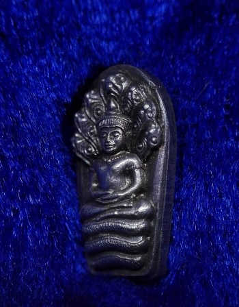 พระนาคปรกใบมะขาม หลวงพ่อคูณ รุ่นอนุรักษ์ชาติ ปี2538 เนื้อเงินแท้ๆ มาพร้อมกล่องเดิมๆ