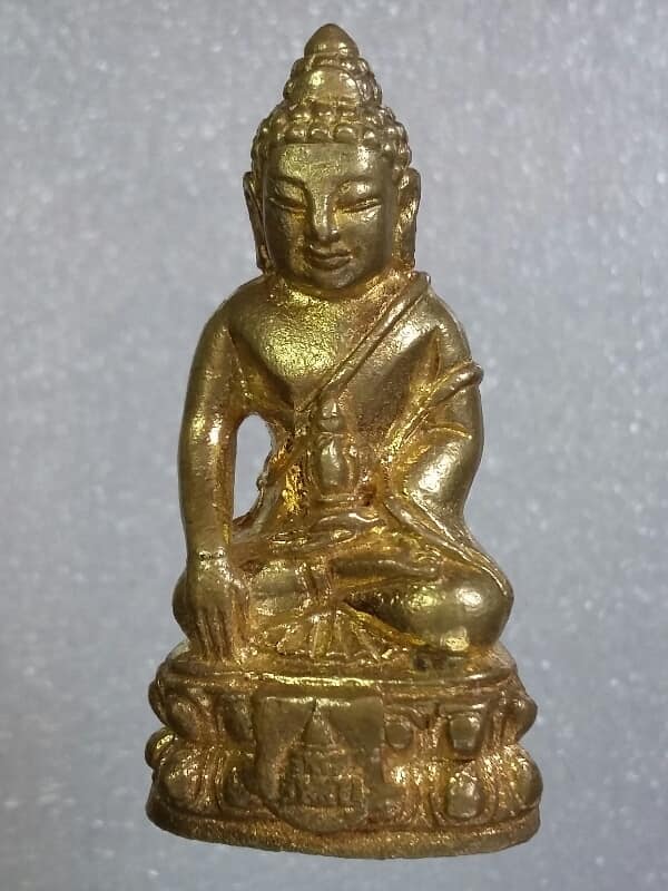 พระกริ่งหลวงพ่อคง วัดตะคร้อ รุ่นประวัติศาสตร์ หลวงพ่อคูณปลุกเสก     เคาะเดียวครับ 