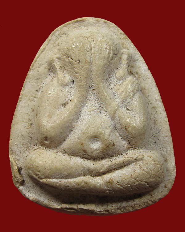 พระปิดตาหลังยันต์นะ หลวงปู่โต๊ะ วัดประดู่ฉิมพลี รุ่น 108 ปี พ.ศ.2538 เนื้อเกสร