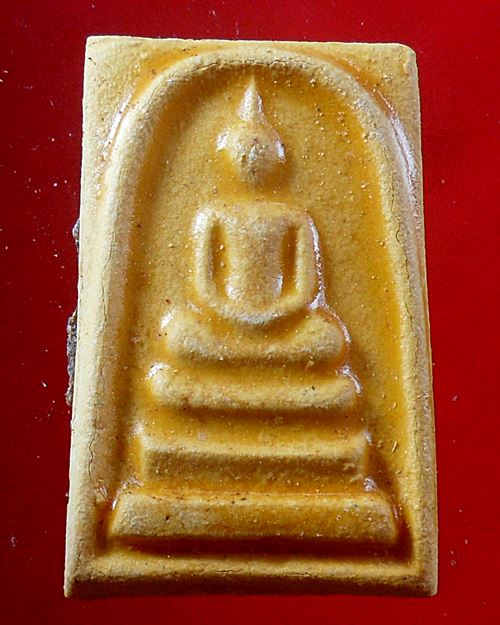 พระสมเด็จ เนื้อผง วัดเกาะลอย จ.ระยอง ปี 2514 หลวงปู่ทิม วัดละหารไร่ ปลุกเสก องค์ที่4
