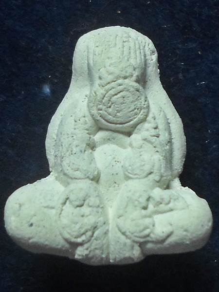 วัดเขาบังเหย ชัยภูมิ ปิดตา 9 นก พระอาจารย์นก เนื้อผง ปี 2557