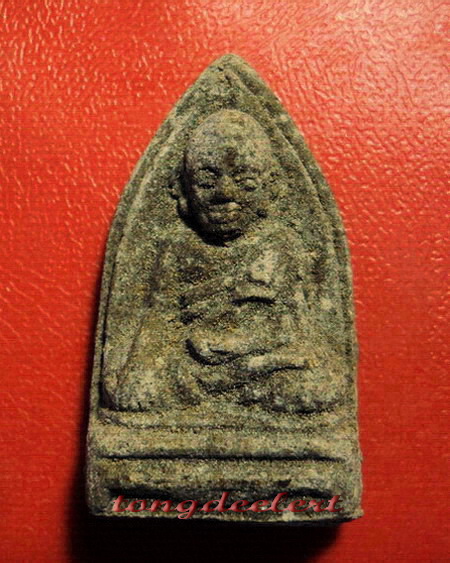 พระหลวงพ่อทวดนวล วัดตุยง จ.ปัตตานี รุ่นแรก ปี 2507 เนื้อว่าน สวยมากค่ะ