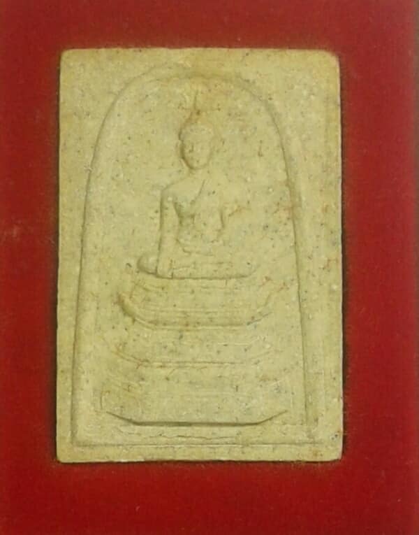 หลวงพ่อพระเสี่ยงเนื้อผงรุ่น๑ วัดมณีโคตร ปี ๓๖ หนองคาย + กล่อง เคาะเดียวครับ